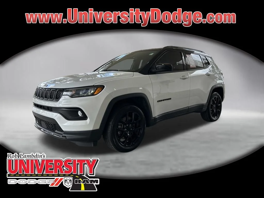 Used 2023 White Jeep Altitude image 1