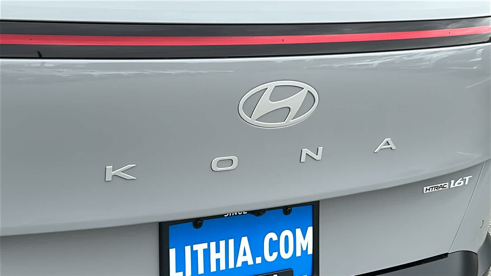 New 2026 Cyber Gray Metallic Hyundai Limited AWD image 28