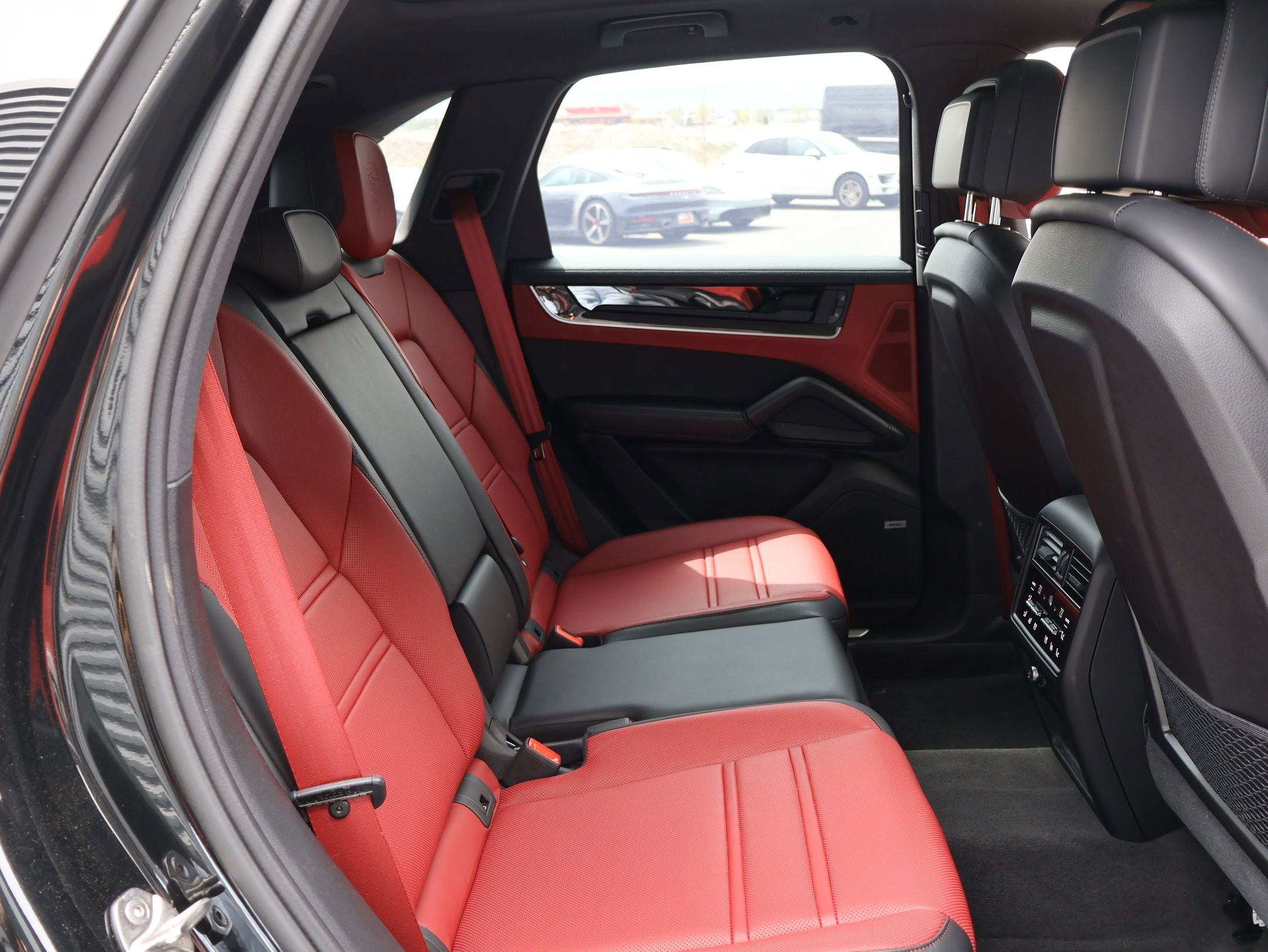 Certified Used 2025 Chromite Black Metallic Porsche E-Hybrid image 24