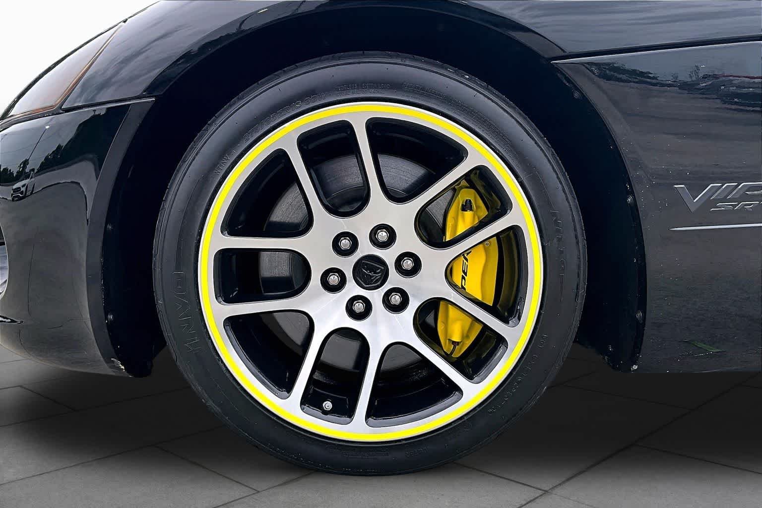 Used 2003 Viper Black Dodge SRT-10 image 9