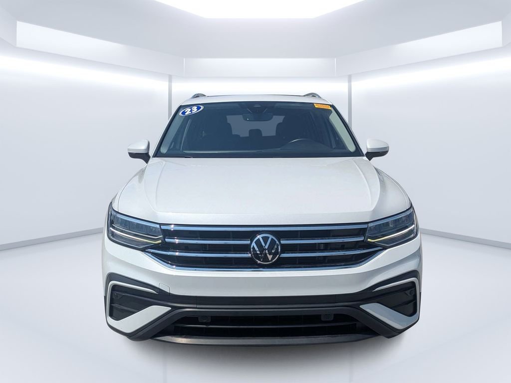 Used 2023 White Volkswagen 2.0T SE image 8