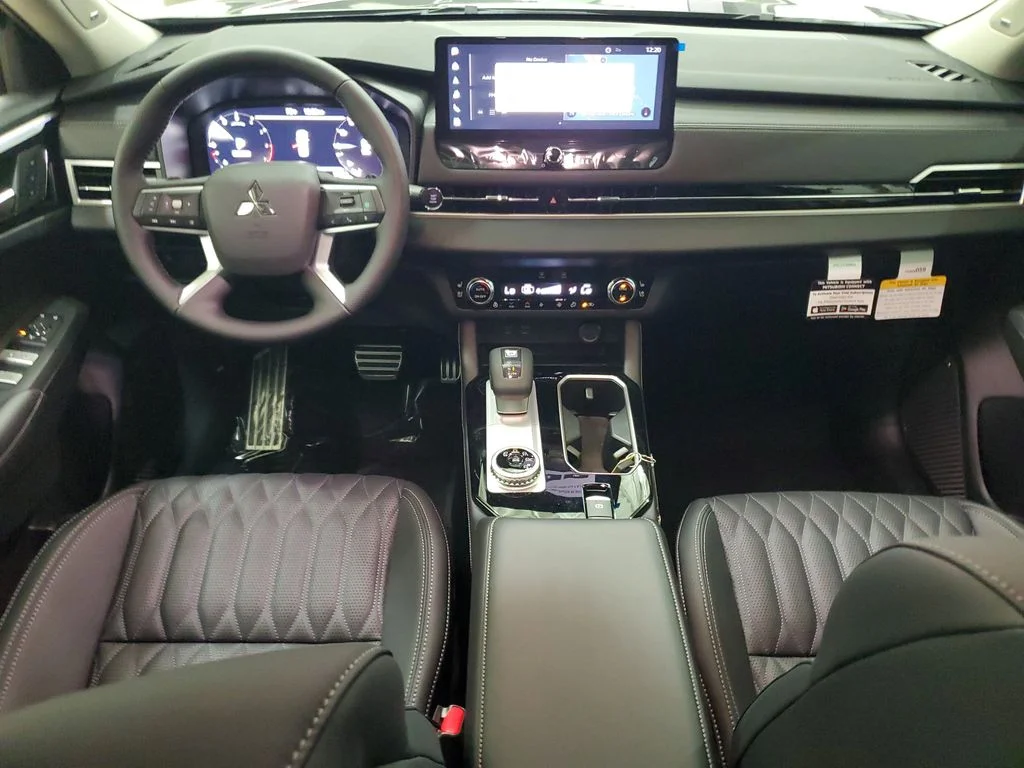 New 2026 Gray Mitsubishi SEL image 15