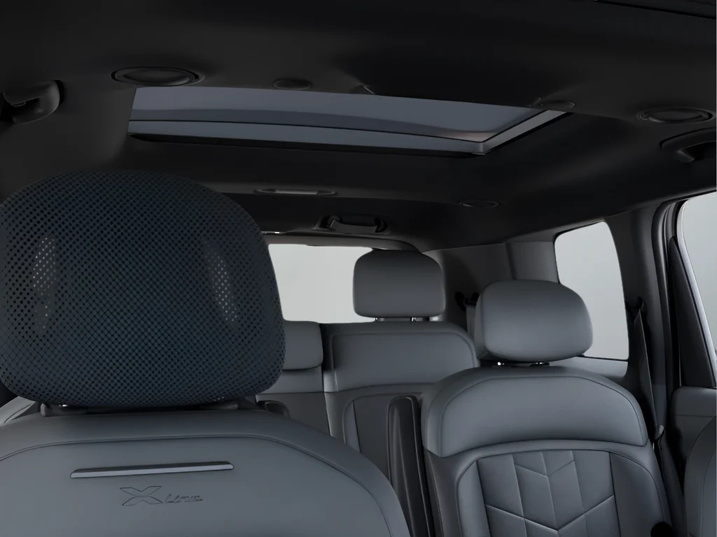 New 2027 White Kia X-Line SX image 23