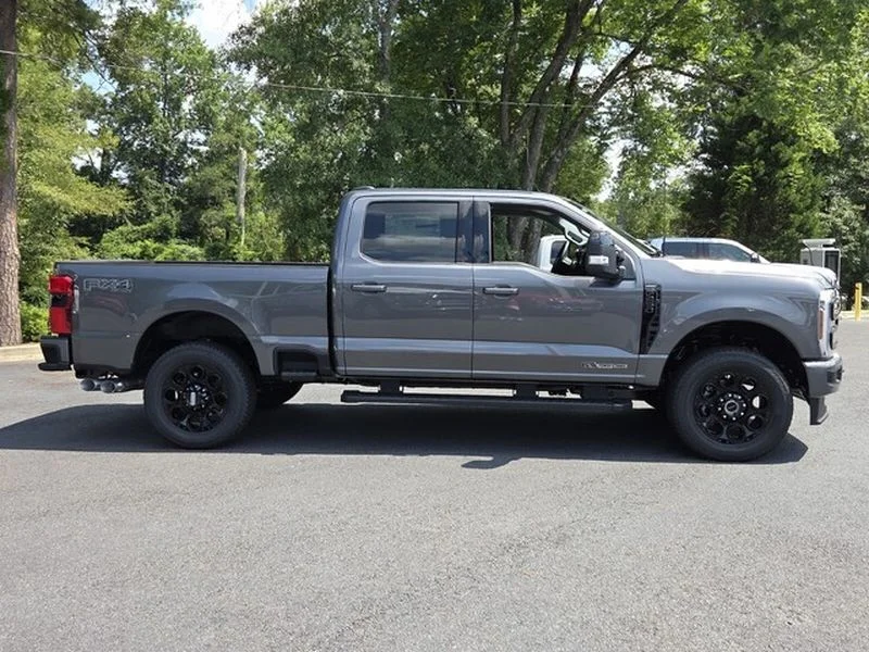 New 2026 Carbonized Gray Metallic Ford F-250® Lariat® image 15