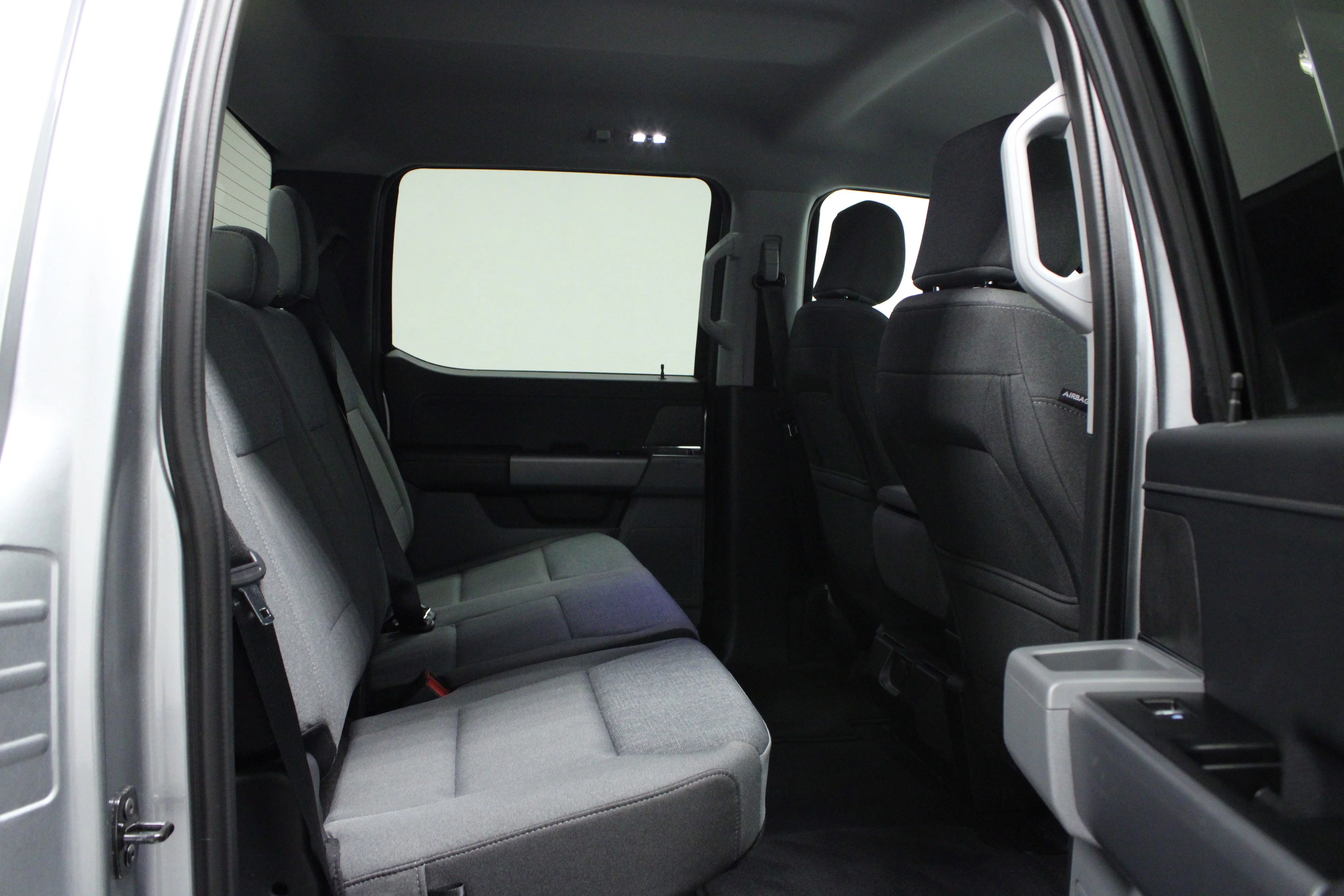 Used 2025 Iconic Silver Metallic Ford XLT image 15