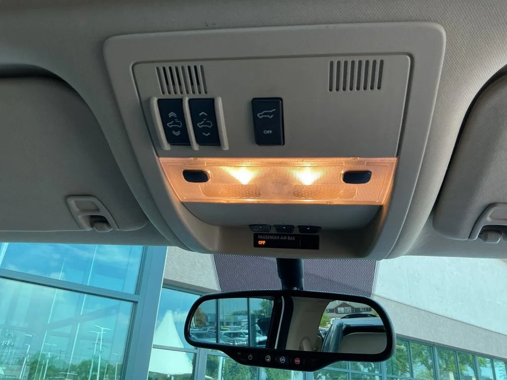 Used 2013 SUMMIT WHITE GMC Denali image 30