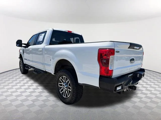 Used 2017  Ford Lariat image 7