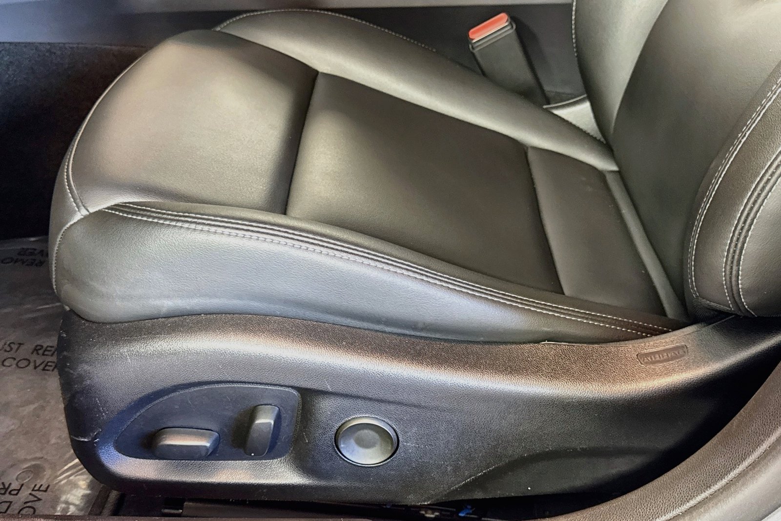 Used 2020 Satin Steel Metallic Cadillac Luxury image 17