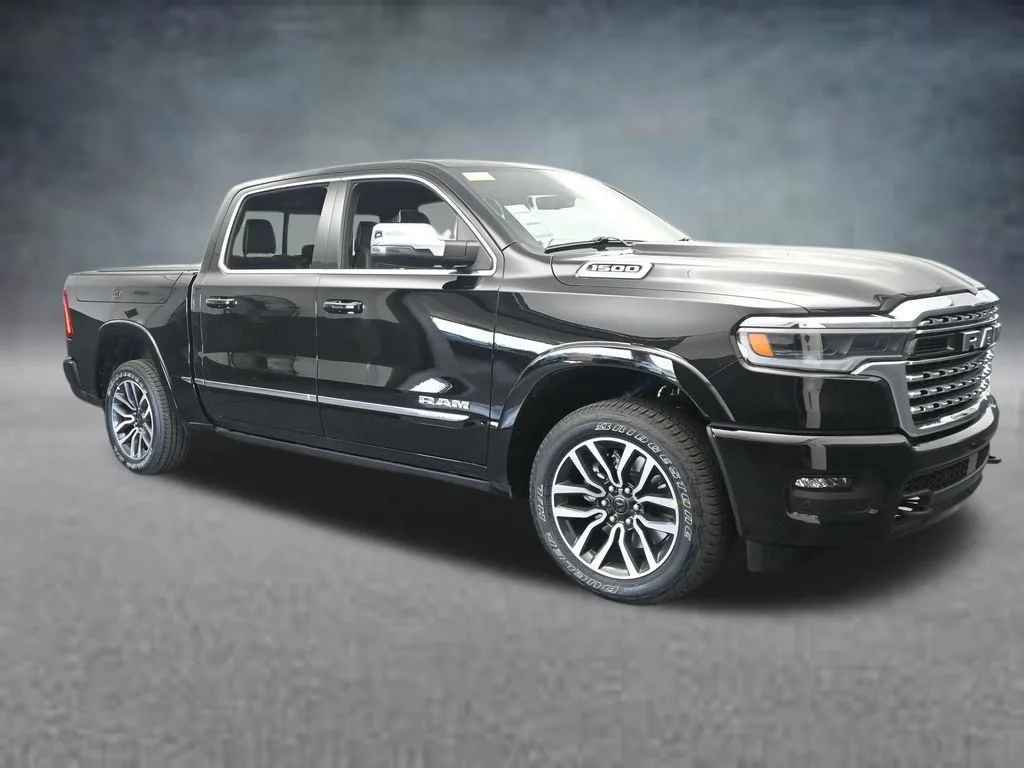 New 2026 Diamond Black Crystal Pearlcoat RAM Limited image 9