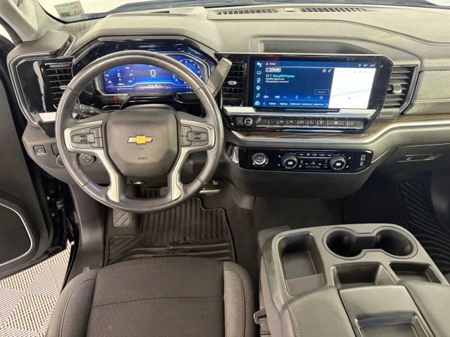 Certified Used 2022 Black Chevrolet LT image 31