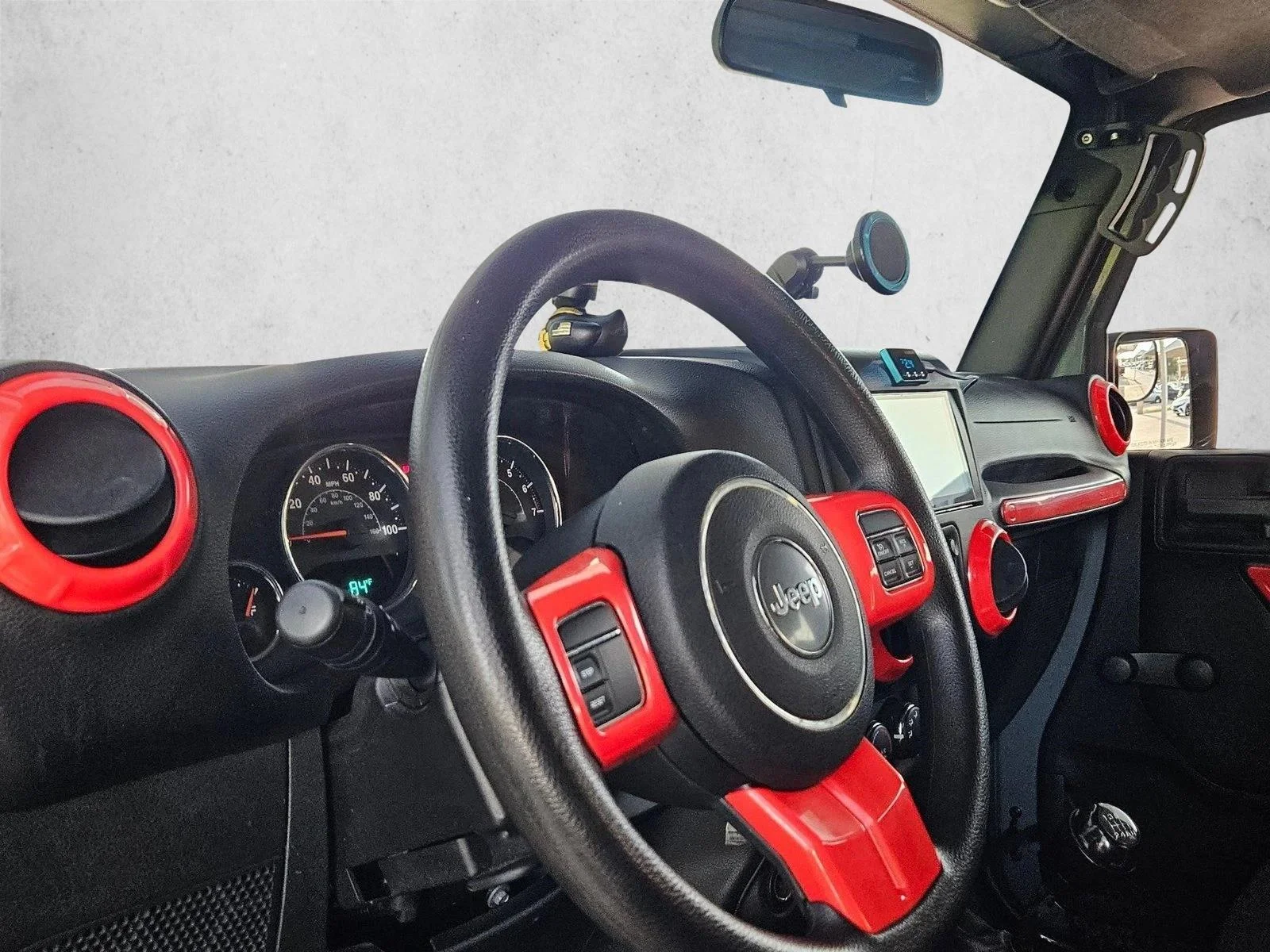 Used 2015 Anvil Clearcoat Jeep Sport image 9