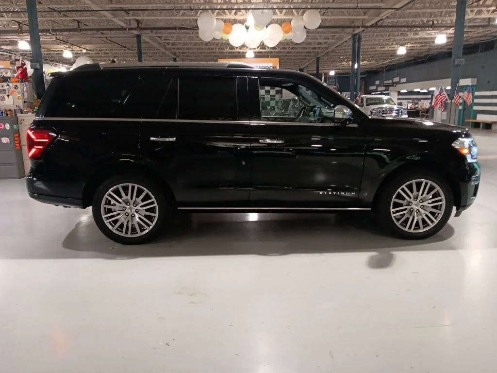 Used 2024 Black Metallic Ford Platinum image 8