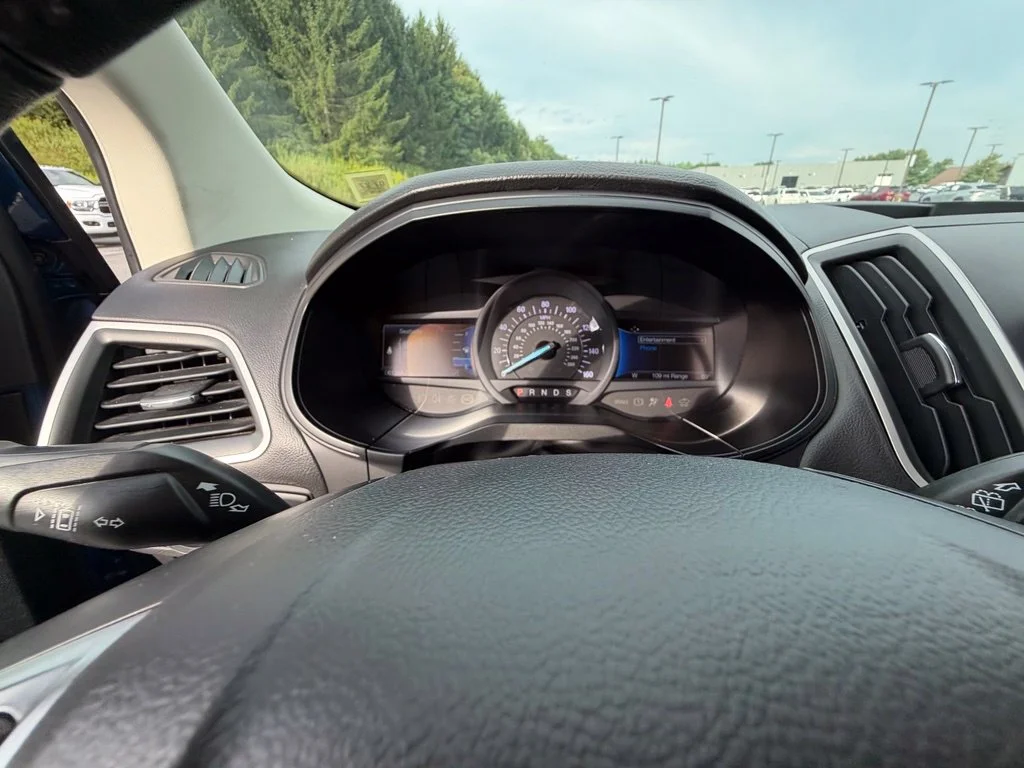 Used 2024 Blue Ford SEL image 30