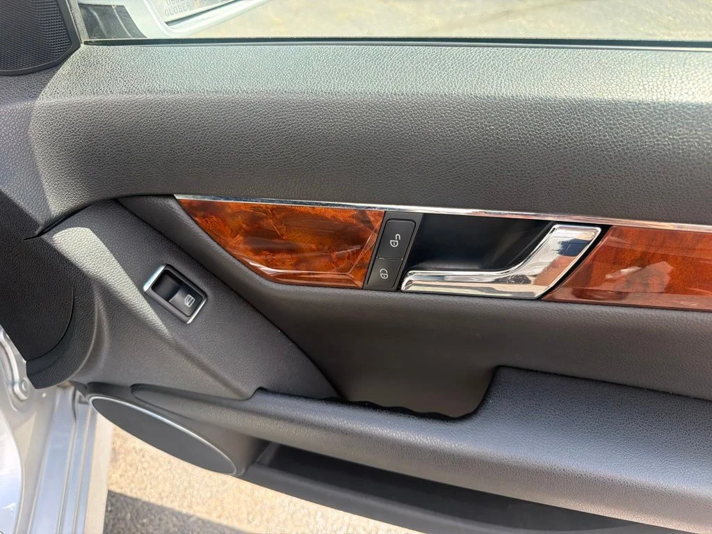 Used 2011 Silver Mercedes-Benz C 300 image 36