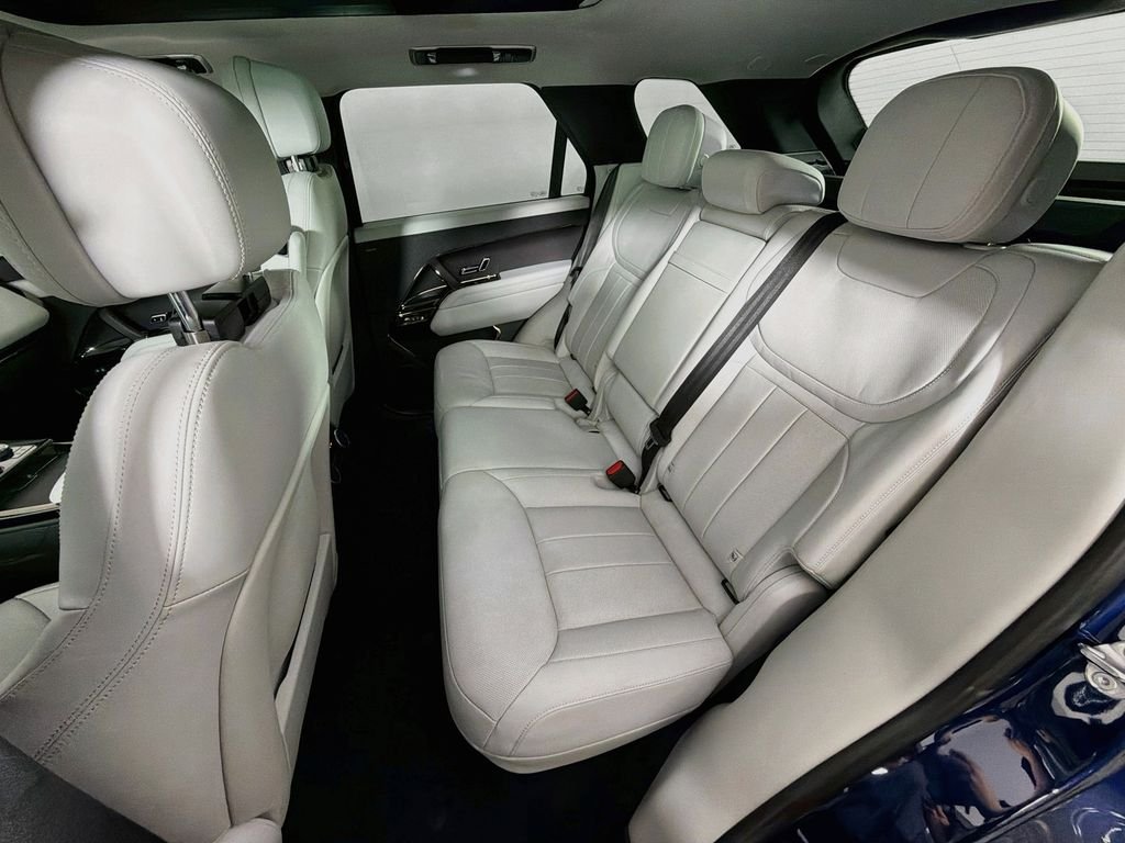 Used 2023 Portofino Blue Metallic Land Rover SE image 26