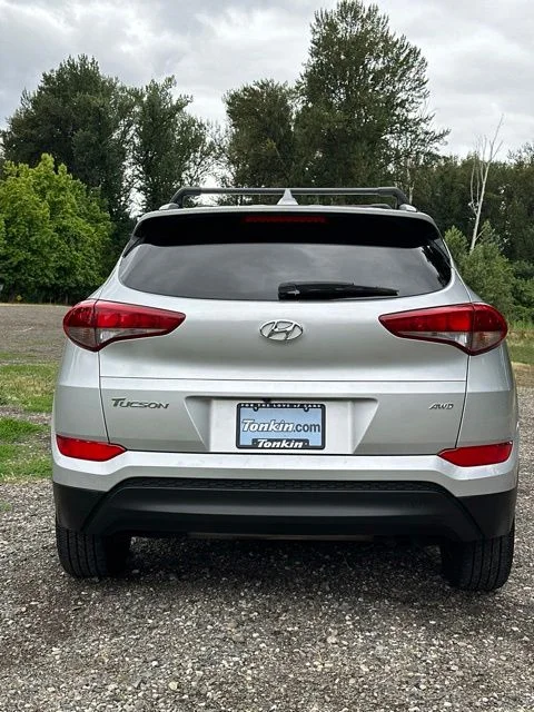 Used 2018 Molten Silver Hyundai SEL image 8