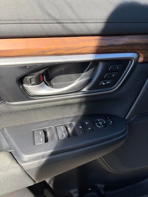 Used 2022  Honda EX image 11