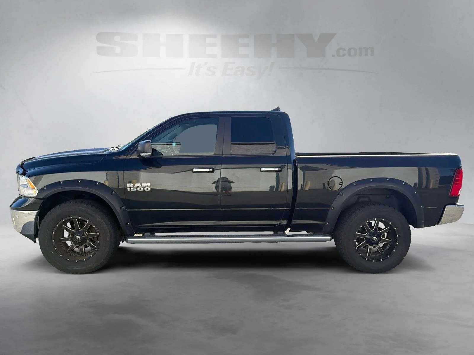 Used 2016 Black Forest Green Pearlcoat Ram Big Horn image 15