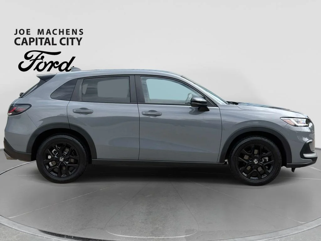 Used 2024 Urban Gray Pearl Honda Sport image 3