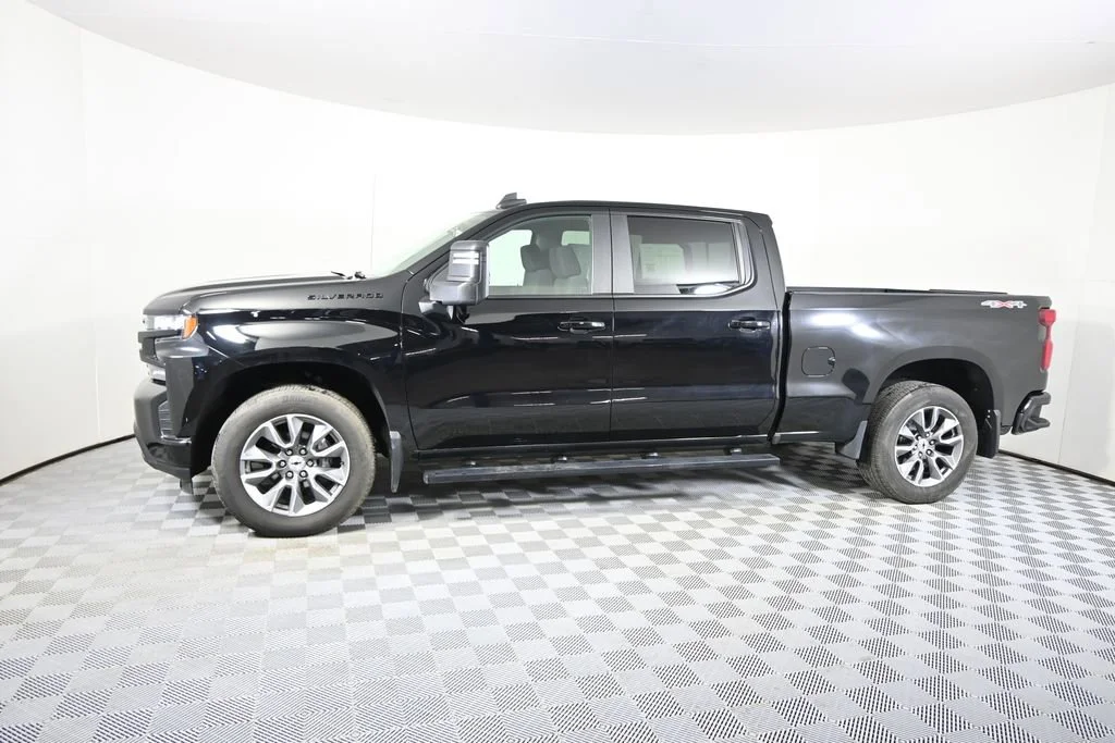 Used 2022 Chevrolet Silverado 1500 Limited RST with VIN 1GCUYEED0NZ119592 for sale in Forest Lake, Minnesota