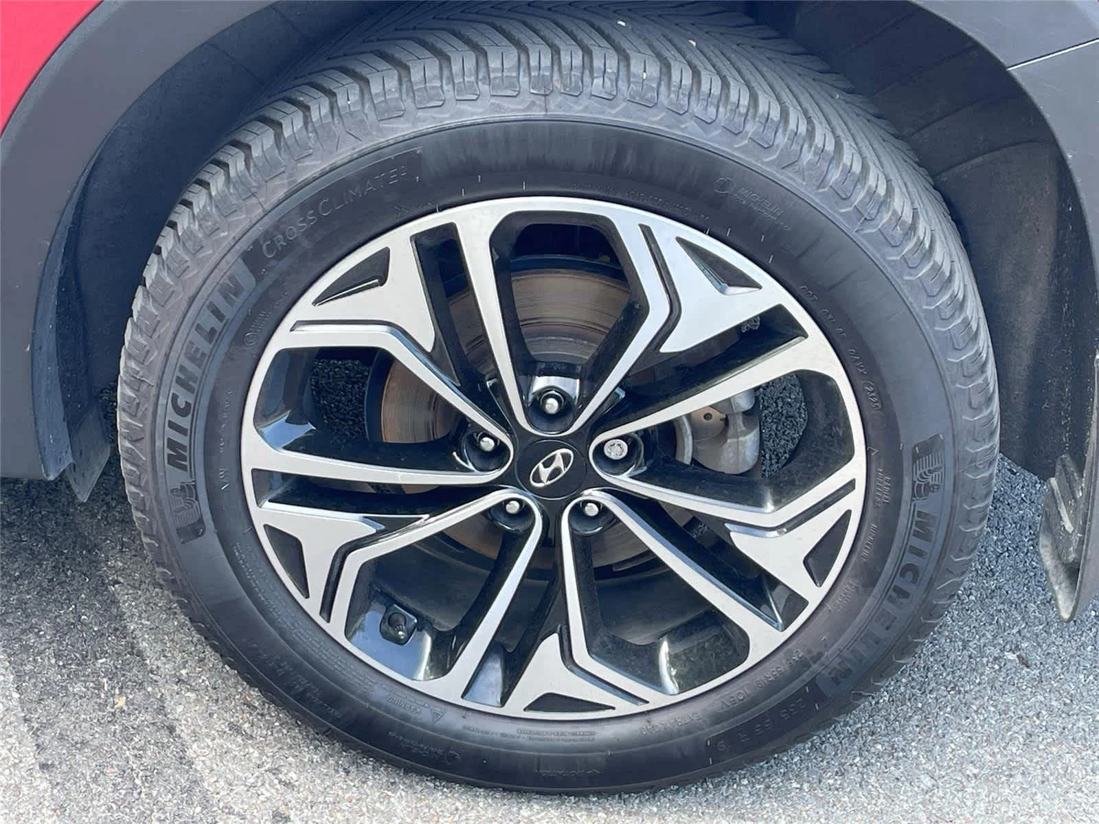 2020 Hyundai Santa Fe Limited - Photo 8