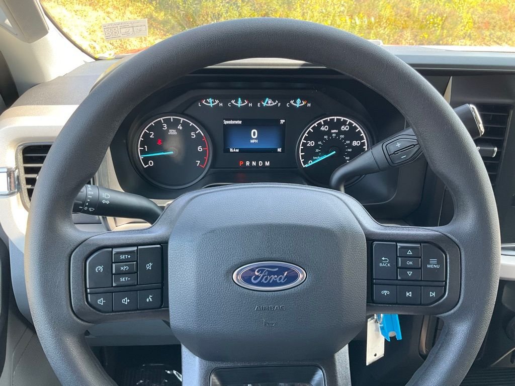 2026 Ford F-250 Super Duty XLT - Photo 6