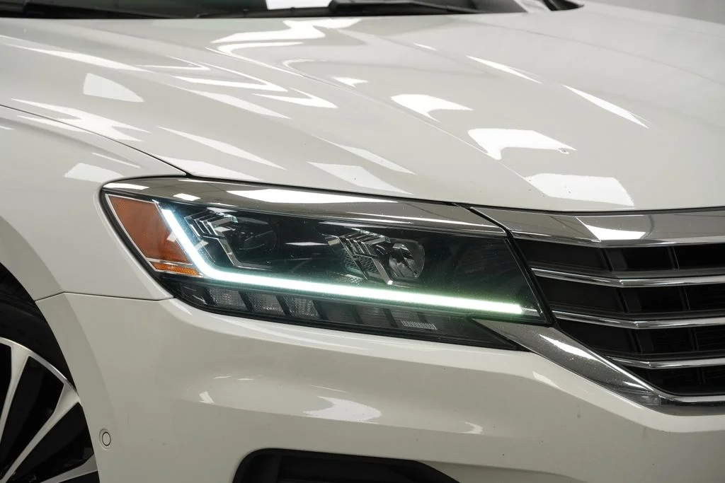 Used 2022 White Volkswagen 2.0T Limited Edition image 6