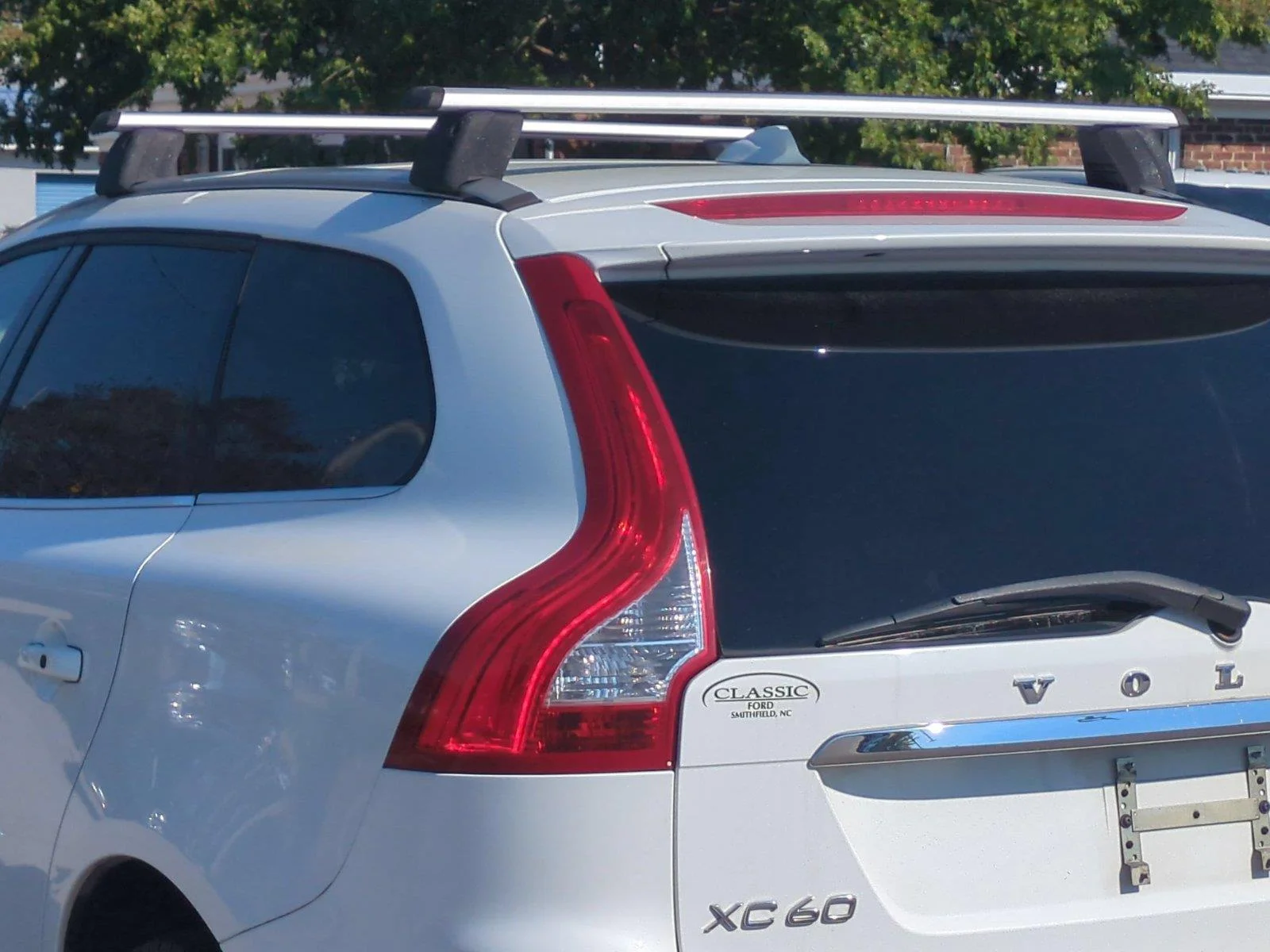 Used 2015 Ice White Volvo T5 Drive-E Premier image 11