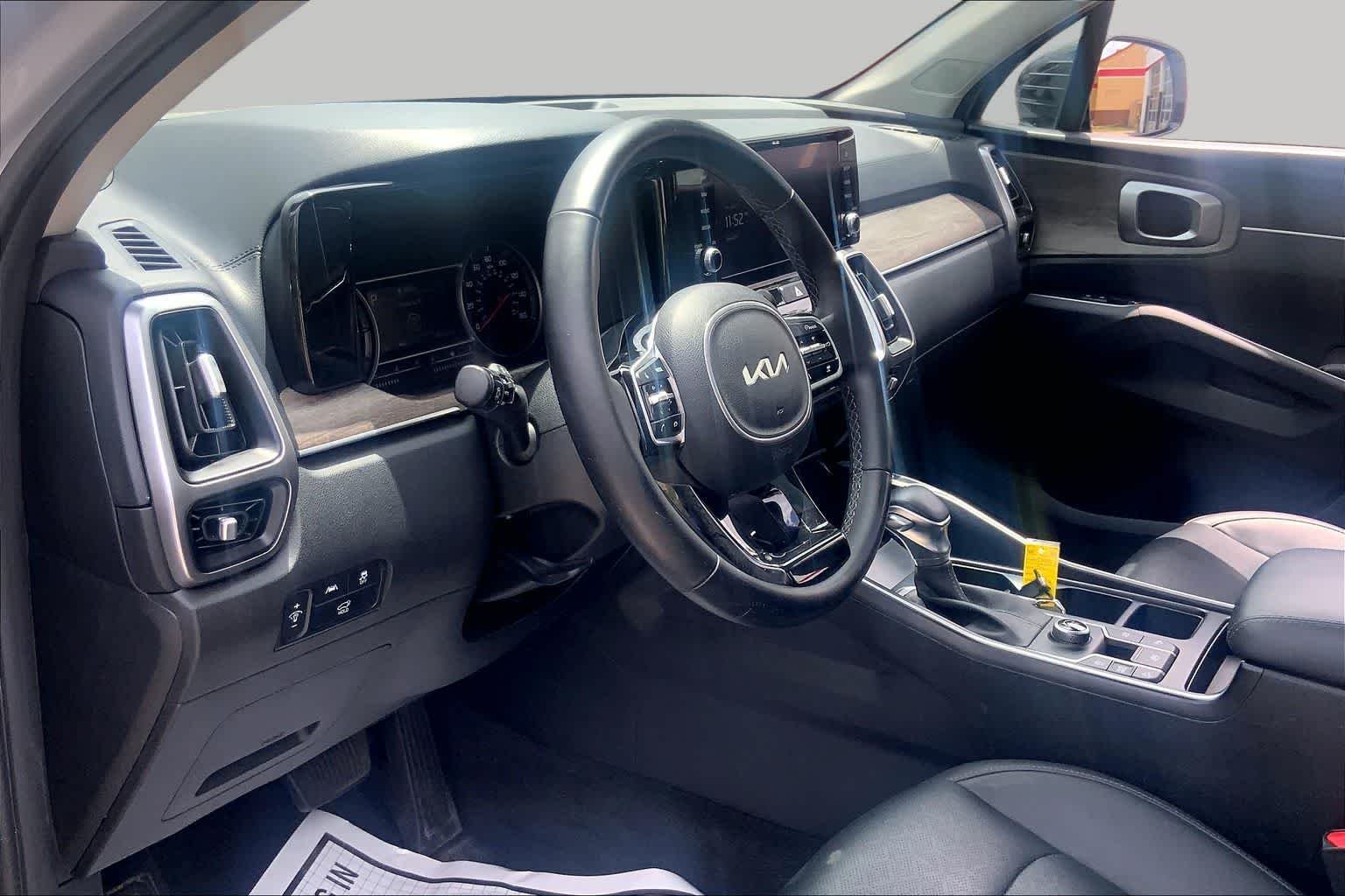 Certified Used 2022 Wolf Gray Kia EX image 17