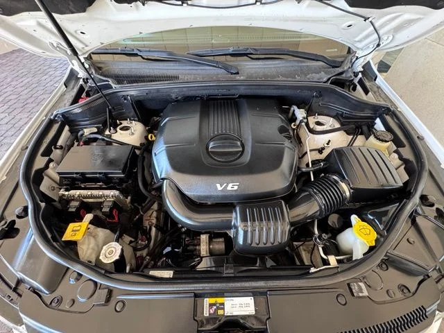 Used 2014 White Jeep Limited image 24