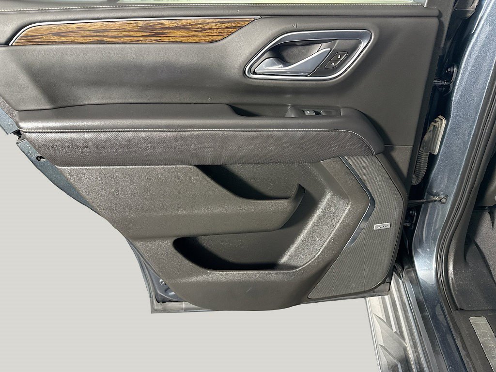 Used 2021 Shadow Gray Metallic Chevrolet Premier image 22