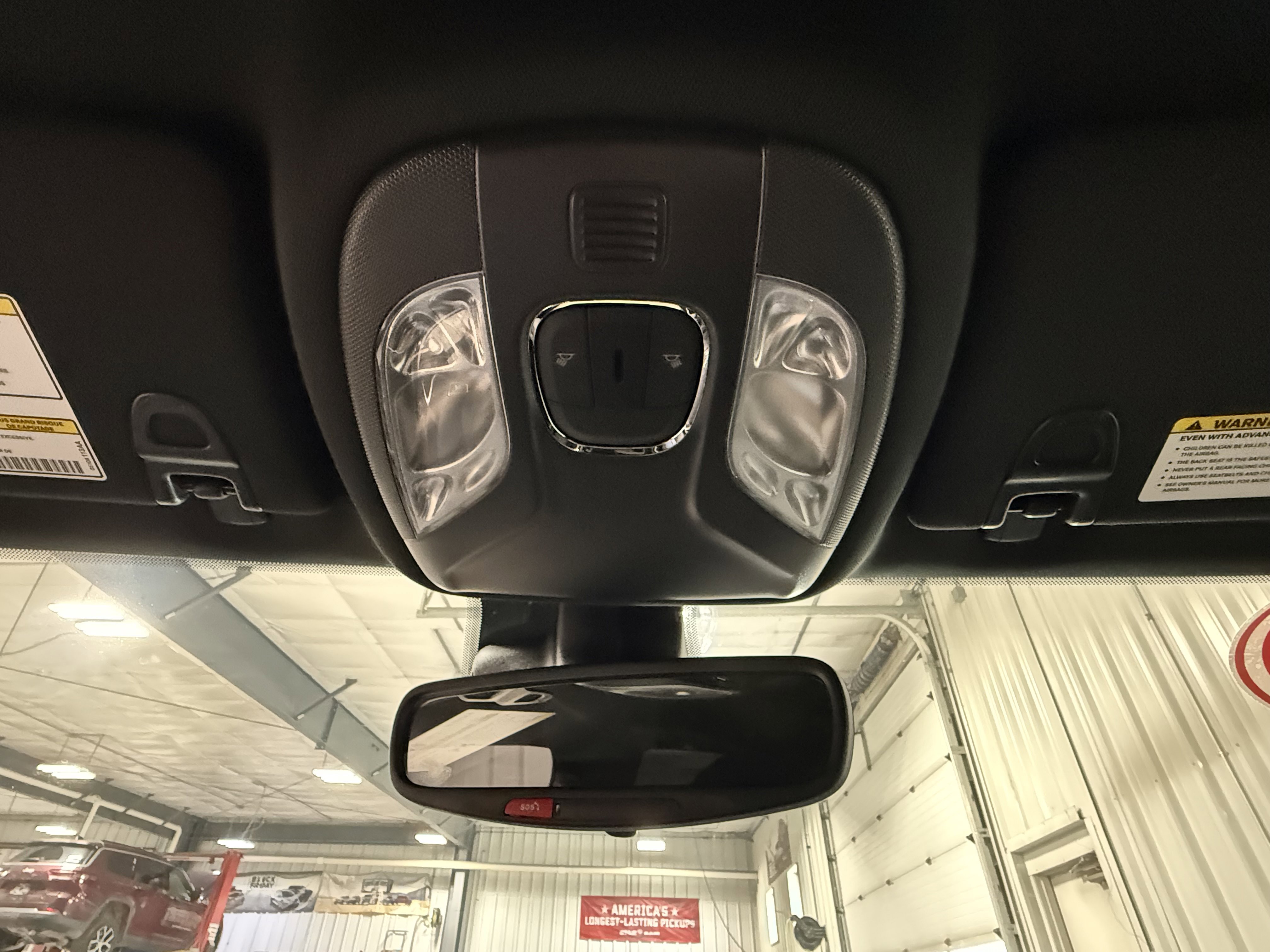 New 2026 Red Hot Pearlcoat Jeep Latitude Altitude image 22