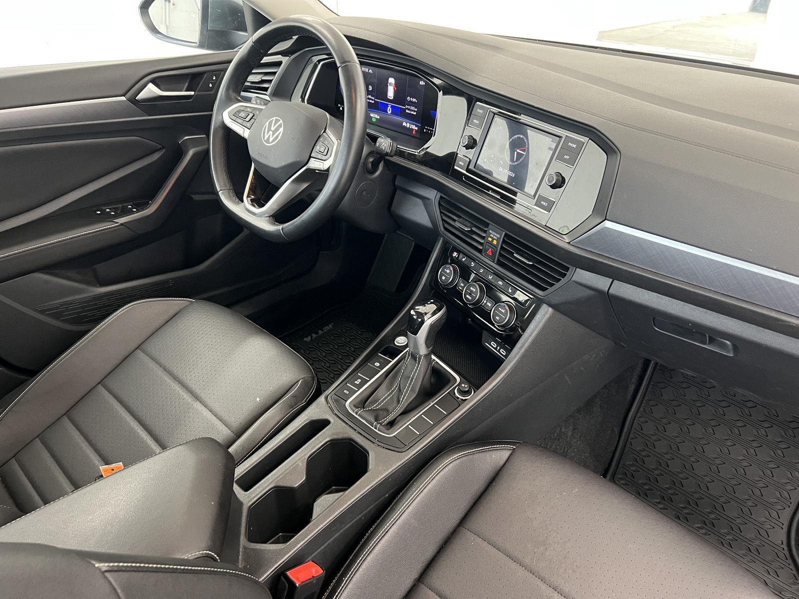 2023 Volkswagen Jetta SE - Photo 31