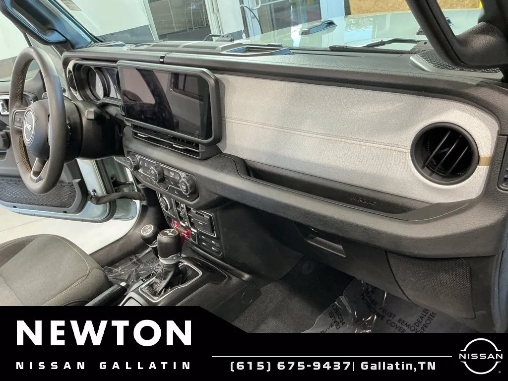 Used 2024 Earl Clearcoat Jeep Willys 4xe image 22