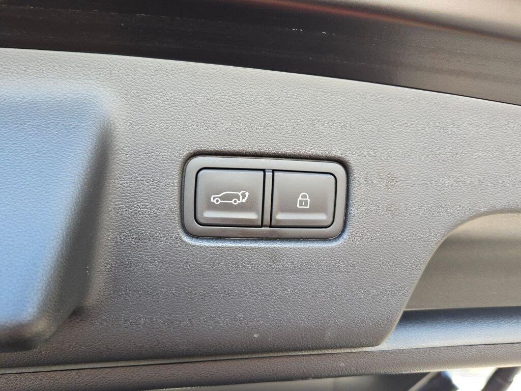 Used 2026 Mirage Green Hyundai Limited image 16