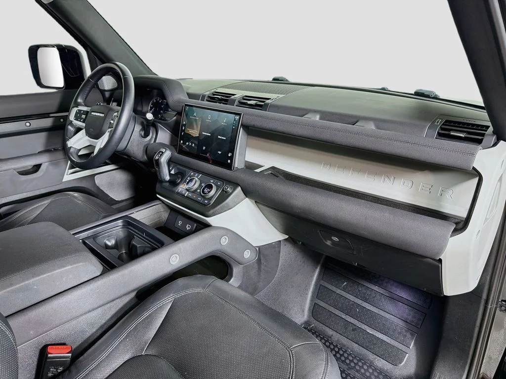Certified Used 2023 Black Land Rover S image 32