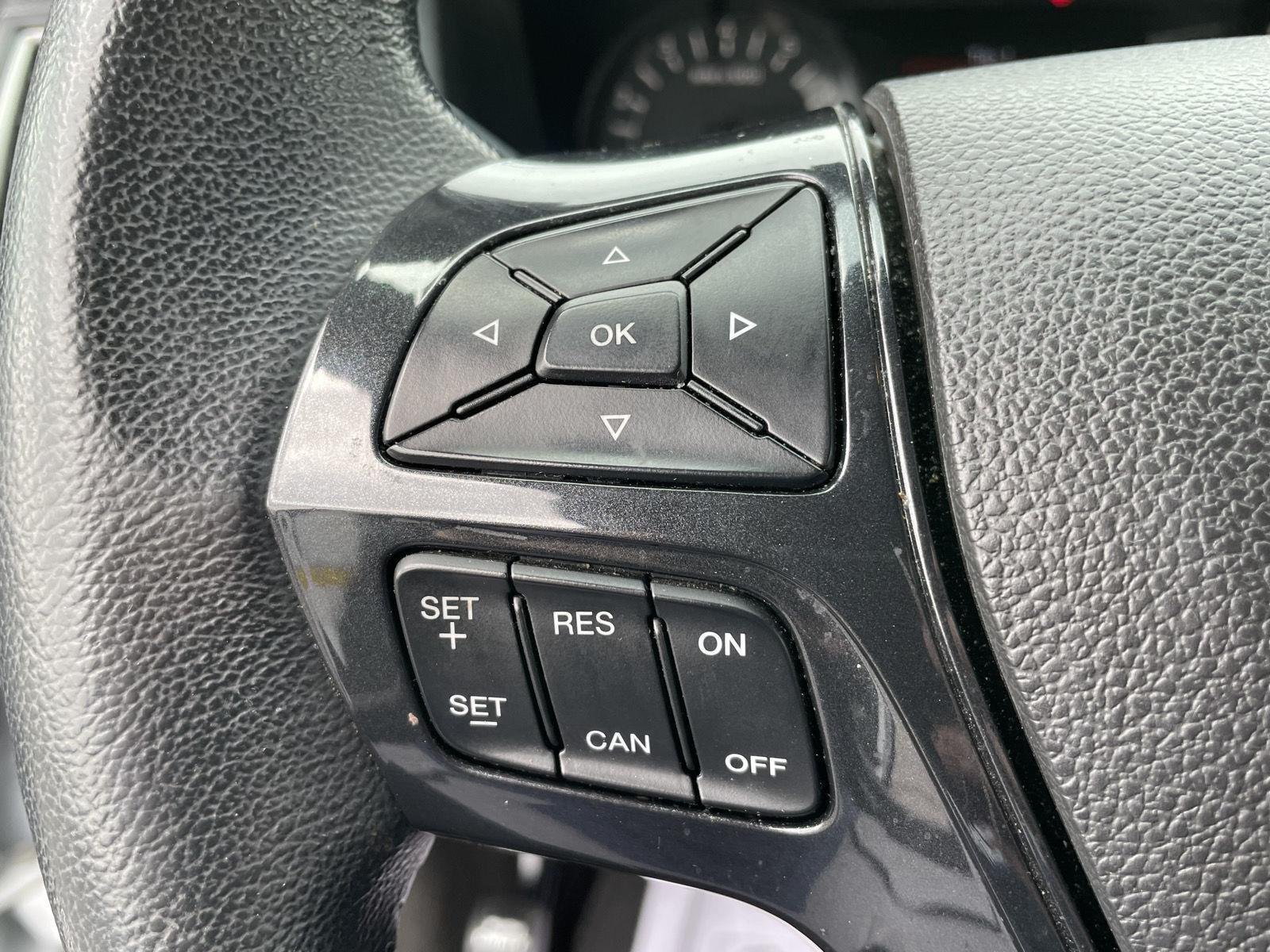 Certified Used 2018 Oxford White Ford XLT image 14