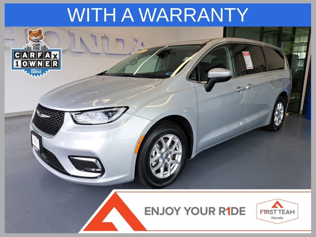 2023 Chrysler Pacifica Touring L