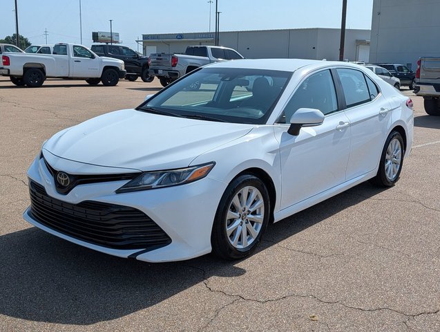 2020 Toyota Camry LE