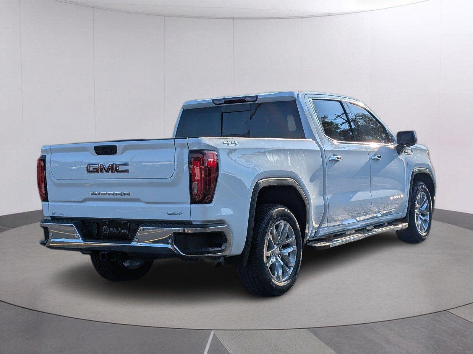 Used 2022 Summit White GMC SLT image 7