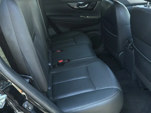 Used 2019 Black Nissan SL image 38