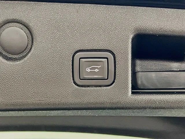 Used 2021 Black Chevrolet LT image 26