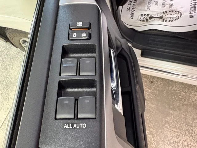 2023 Toyota 4Runner Limited - Photo 28
