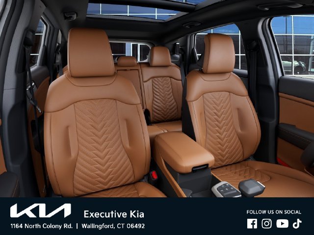 New 2027 Glacial White Pearl / Black Ro Kia X-Line image 15