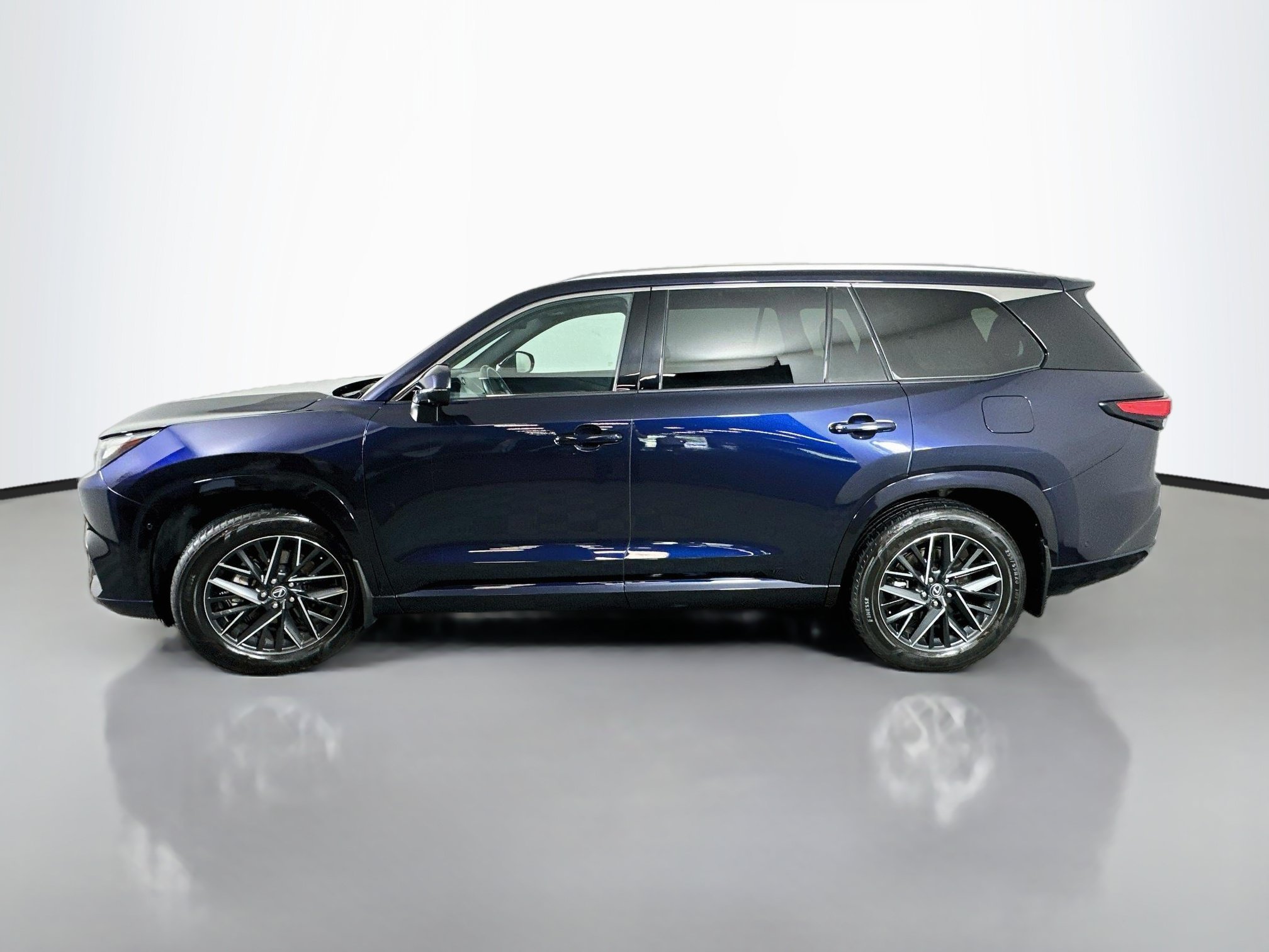 Certified Used 2024 Mica Lexus 350 Premium image 4
