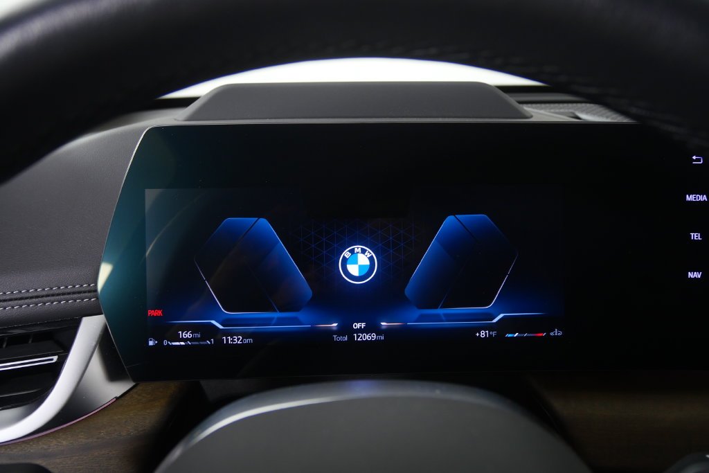 Certified Used 2026 Black Sapphire Metallic BMW xDrive28i image 19