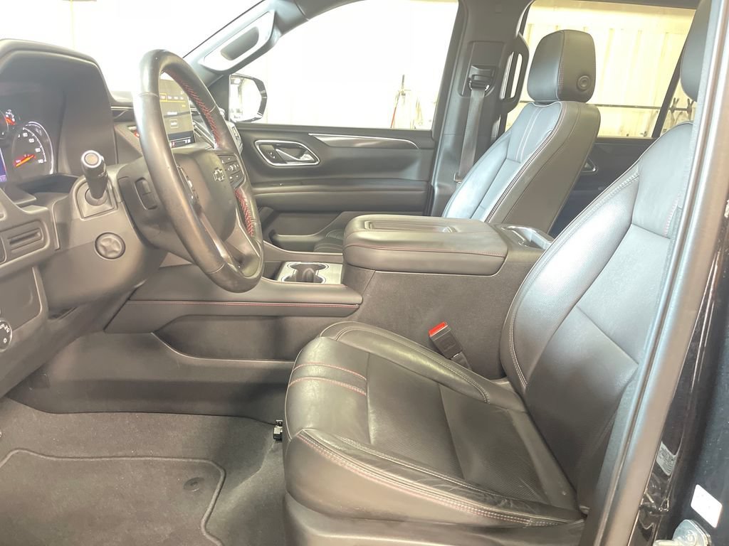 Used 2021 BLACK Chevrolet RST image 14