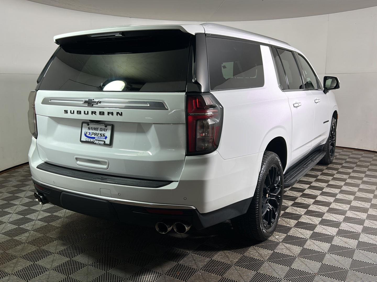 Used 2023 Summit White Chevrolet High Country image 6