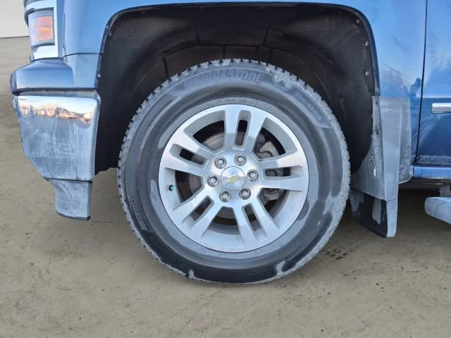 Used 2015 Deep Ocean Blue Chevrolet LTZ image 9