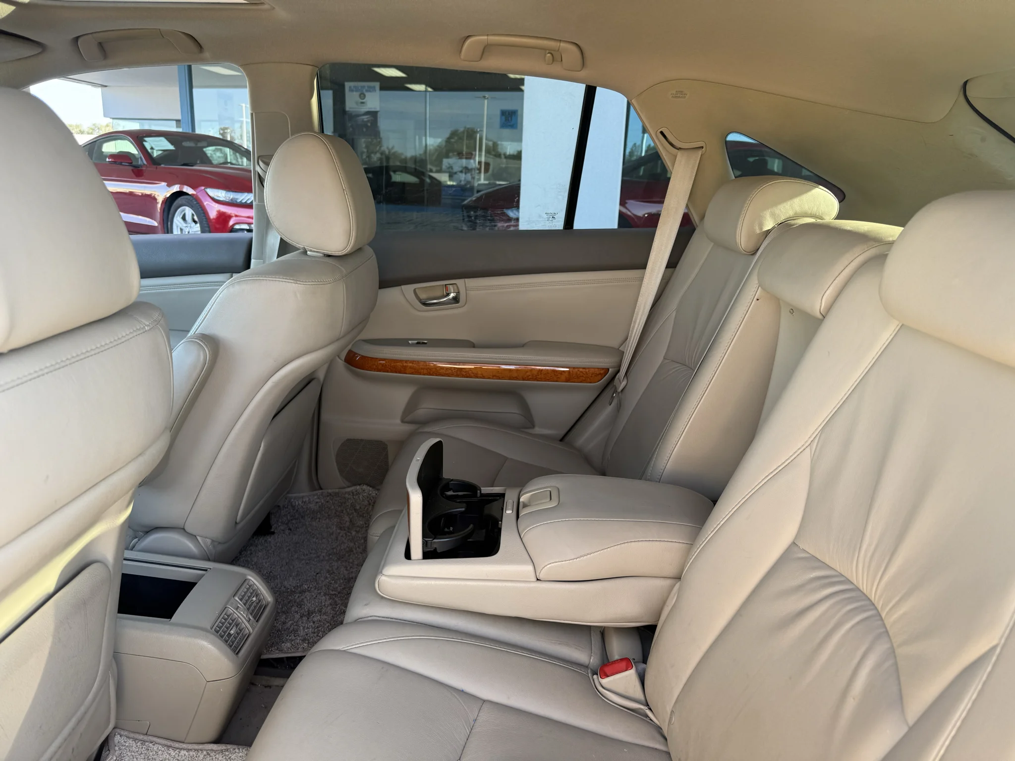 Used 2007  Lexus Base image 10